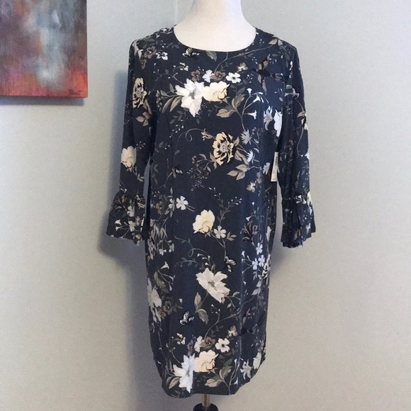 Blue Floral Print Shift Dress - Picture 2 of 7